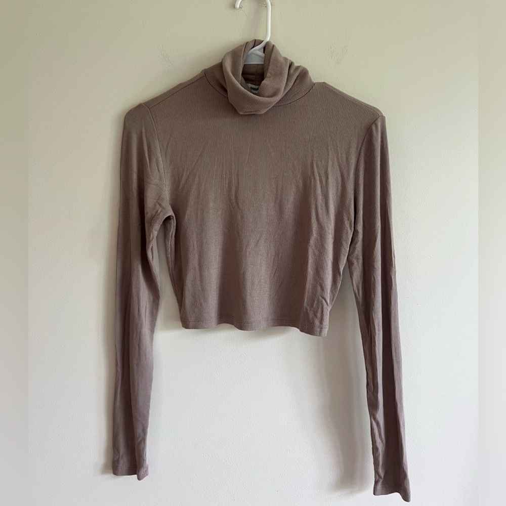GARAGE turtle neck top